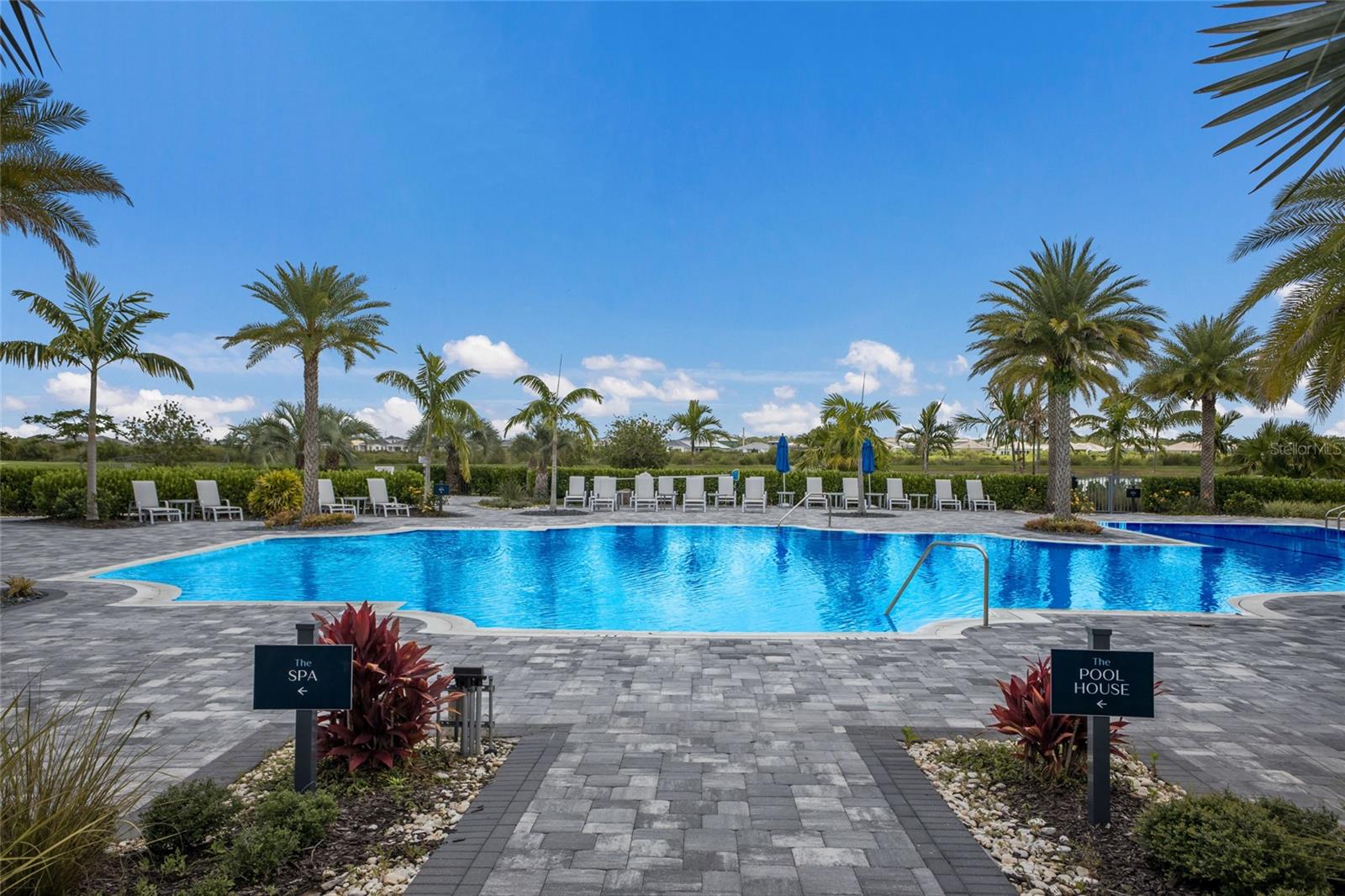 8310 REDONDA LOOP, LAKEWOOD RANCH, FL, 34202