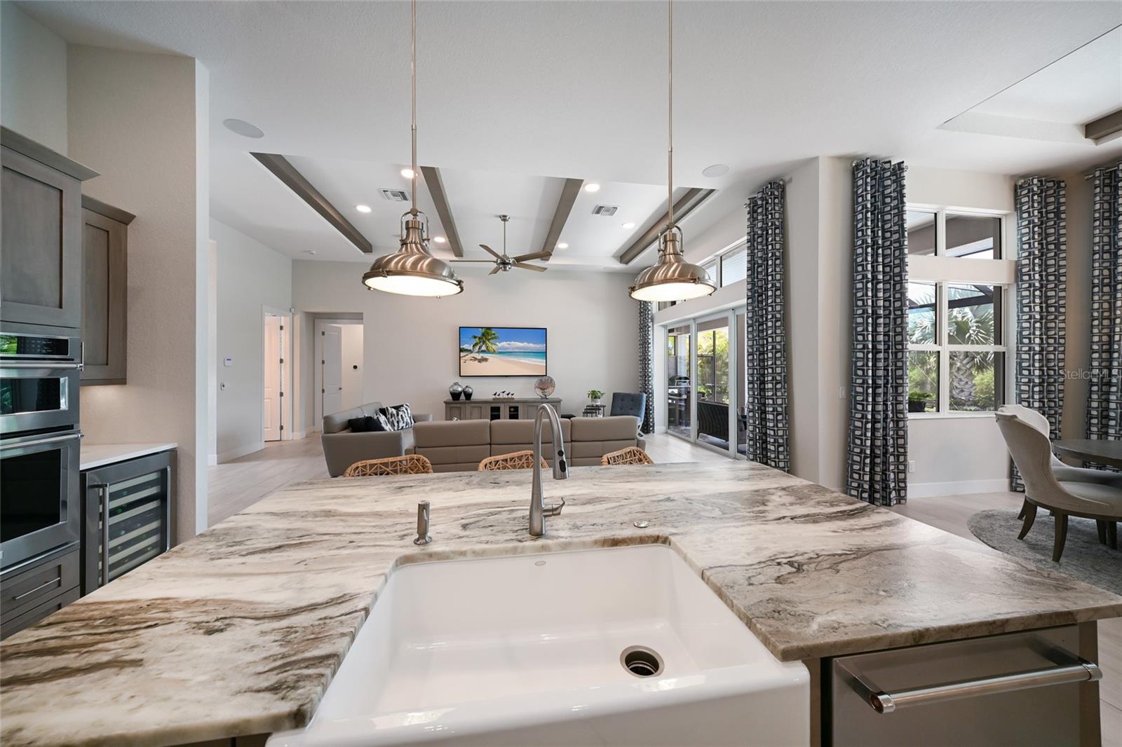 8310 REDONDA LOOP, LAKEWOOD RANCH, FL, 34202