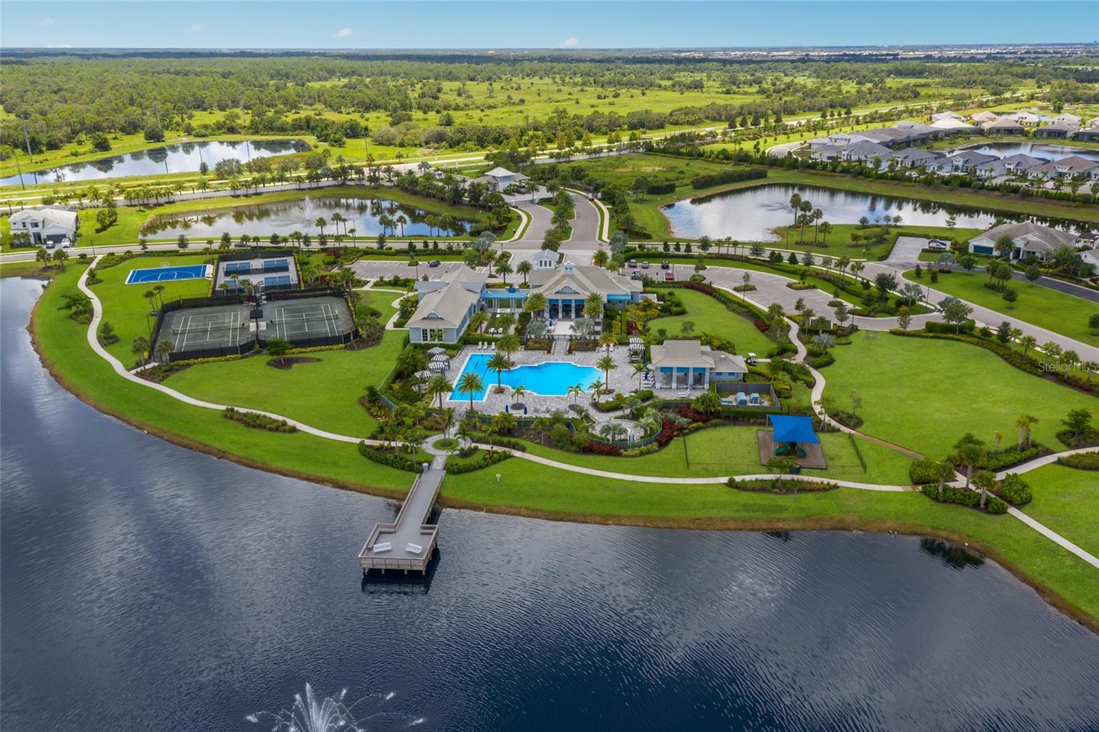 8310 REDONDA LOOP, LAKEWOOD RANCH, FL, 34202