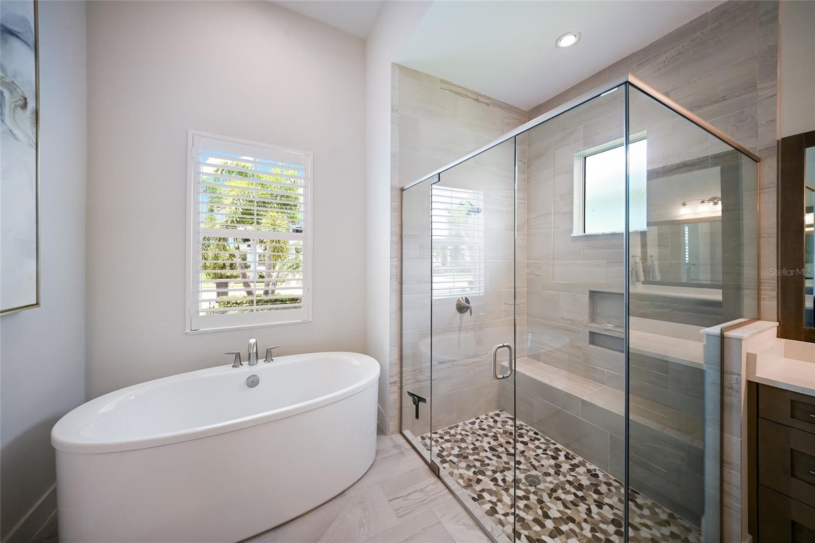 8310 REDONDA LOOP, LAKEWOOD RANCH, FL, 34202