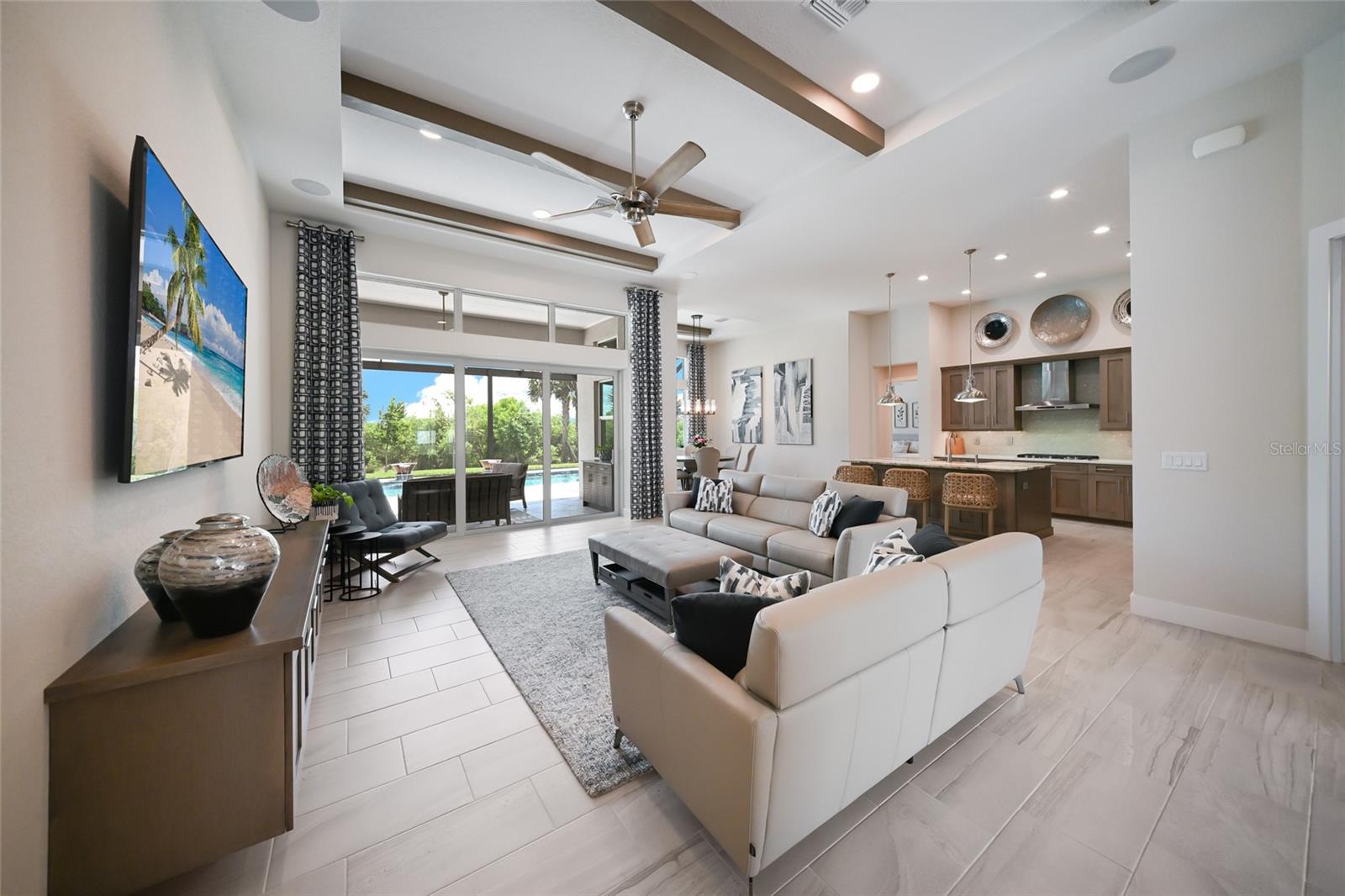 8310 REDONDA LOOP, LAKEWOOD RANCH, FL, 34202