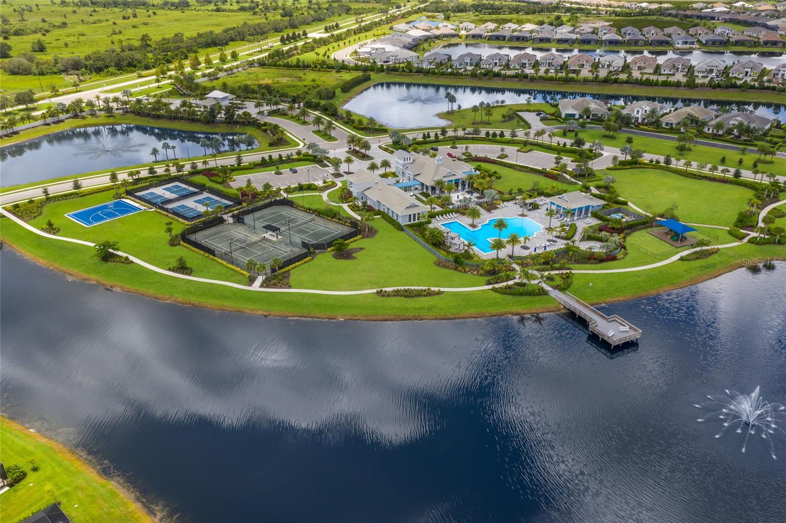 8310 REDONDA LOOP, LAKEWOOD RANCH, FL, 34202