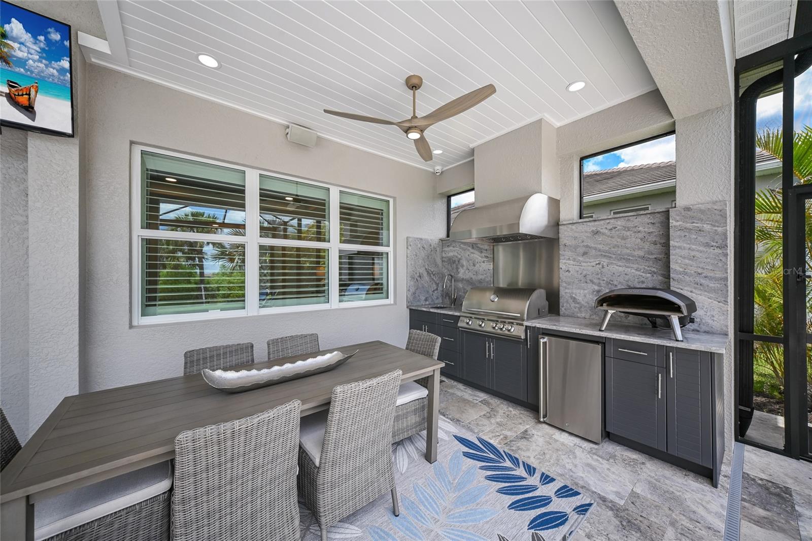 8310 REDONDA LOOP, LAKEWOOD RANCH, FL, 34202