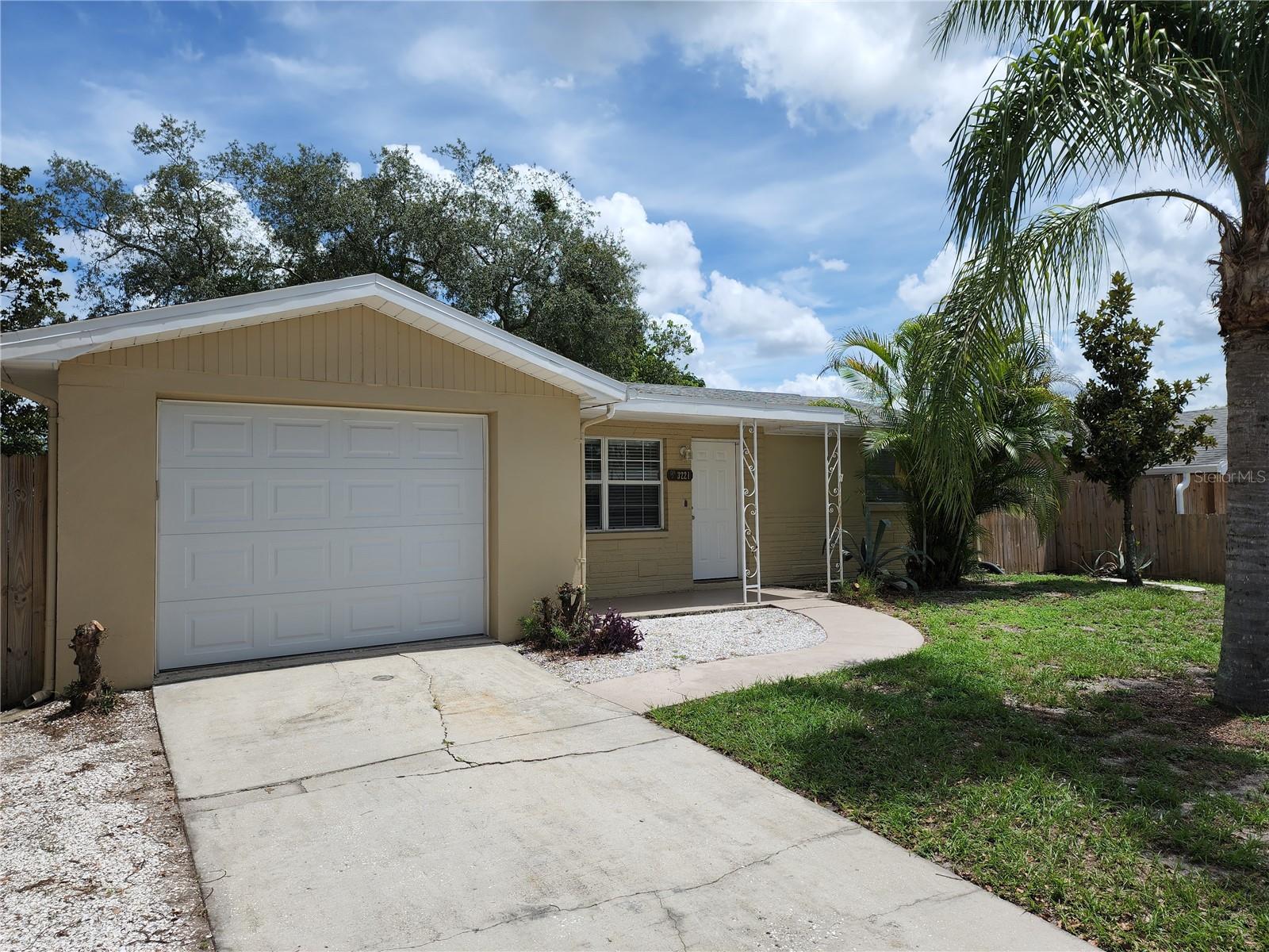 3221 FAIRMOUNT DR, HOLIDAY, FL, 34691