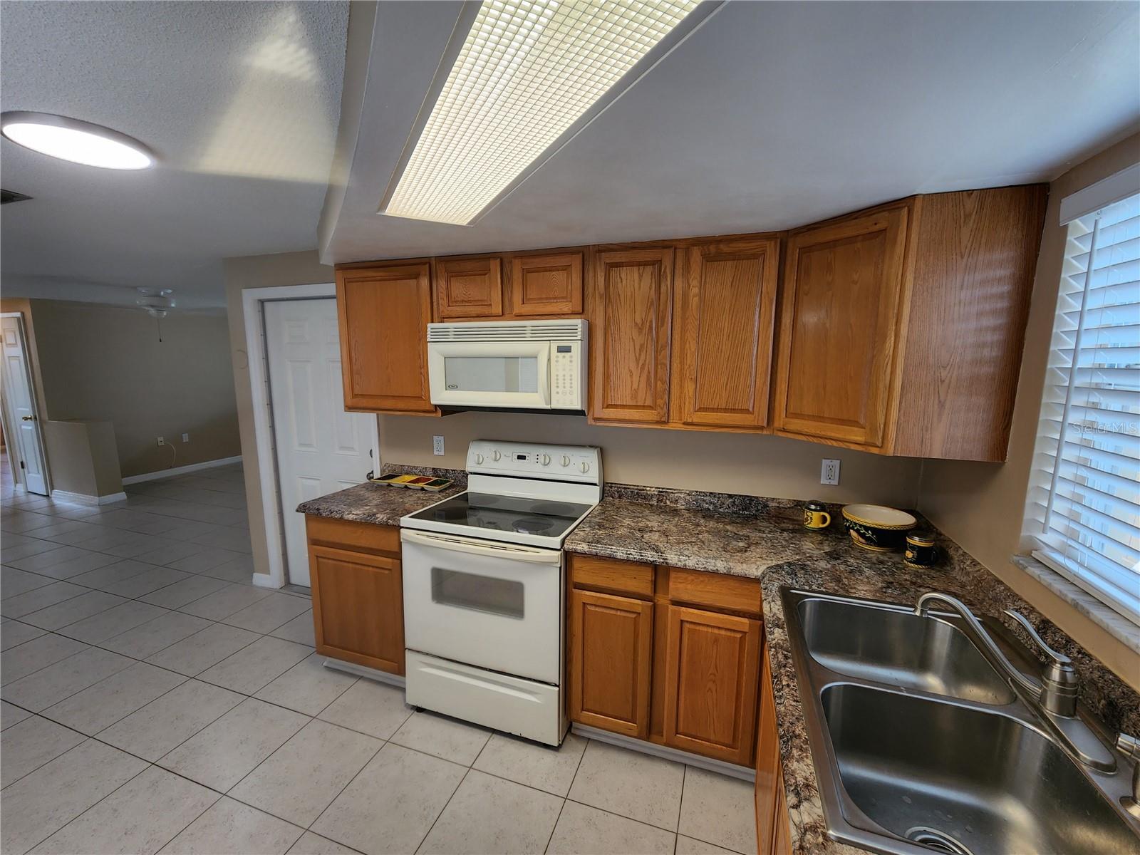 3221 FAIRMOUNT DR, HOLIDAY, FL, 34691