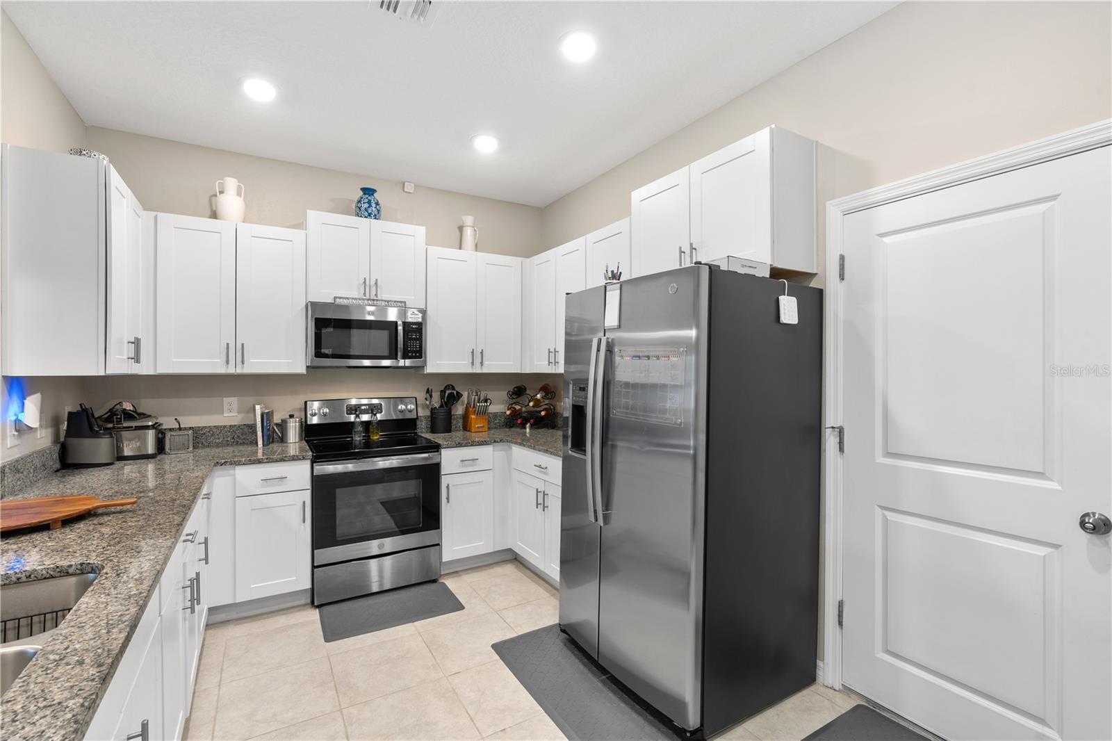 843 ROYAL EMPRESS DR, RUSKIN, FL, 33570