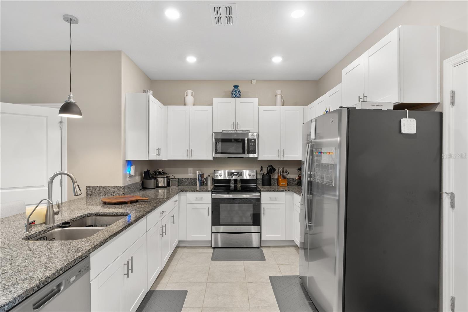 843 ROYAL EMPRESS DR, RUSKIN, FL, 33570