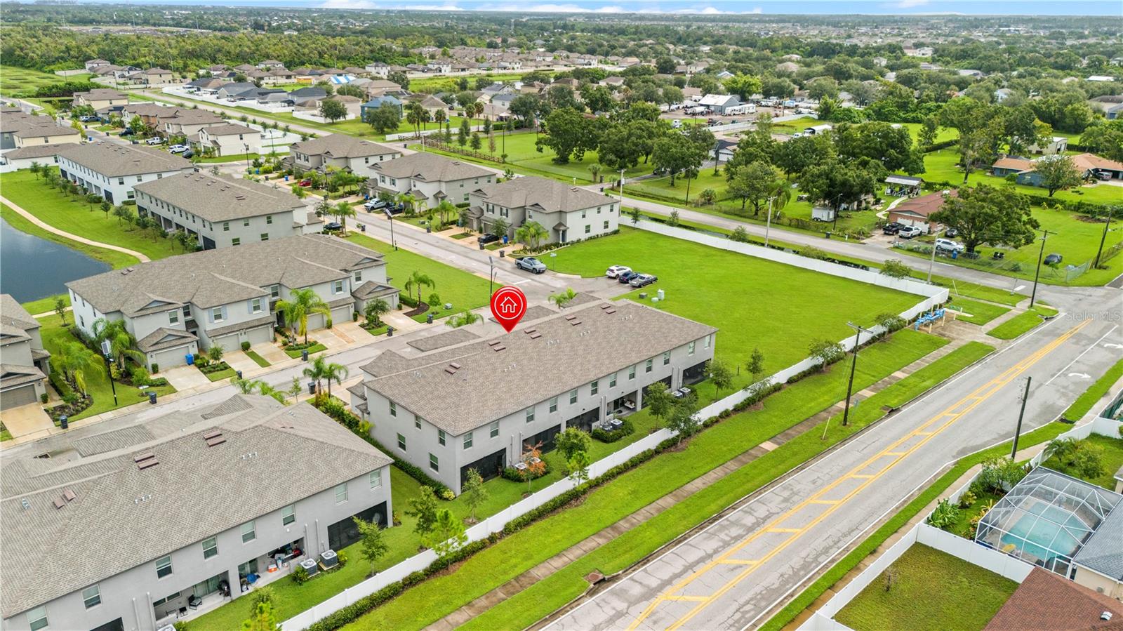 843 ROYAL EMPRESS DR, RUSKIN, FL, 33570