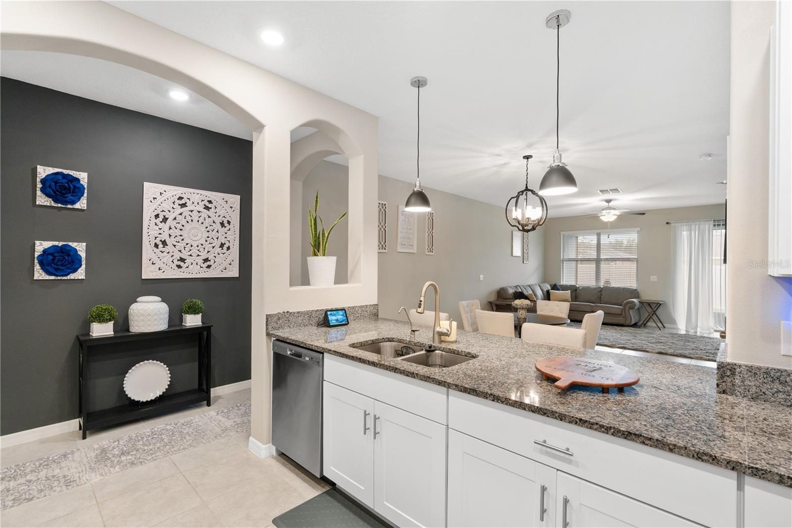 843 ROYAL EMPRESS DR, RUSKIN, FL, 33570
