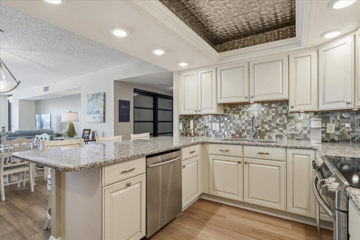 1430 GULF BLVD #407, CLEARWATER BEACH, FL, 33767