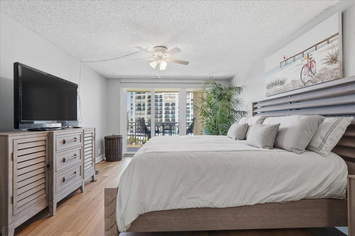 1430 GULF BLVD #407, CLEARWATER BEACH, FL, 33767