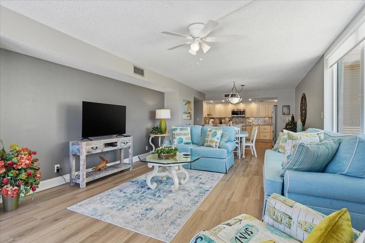 1430 GULF BLVD #407, CLEARWATER BEACH, FL, 33767