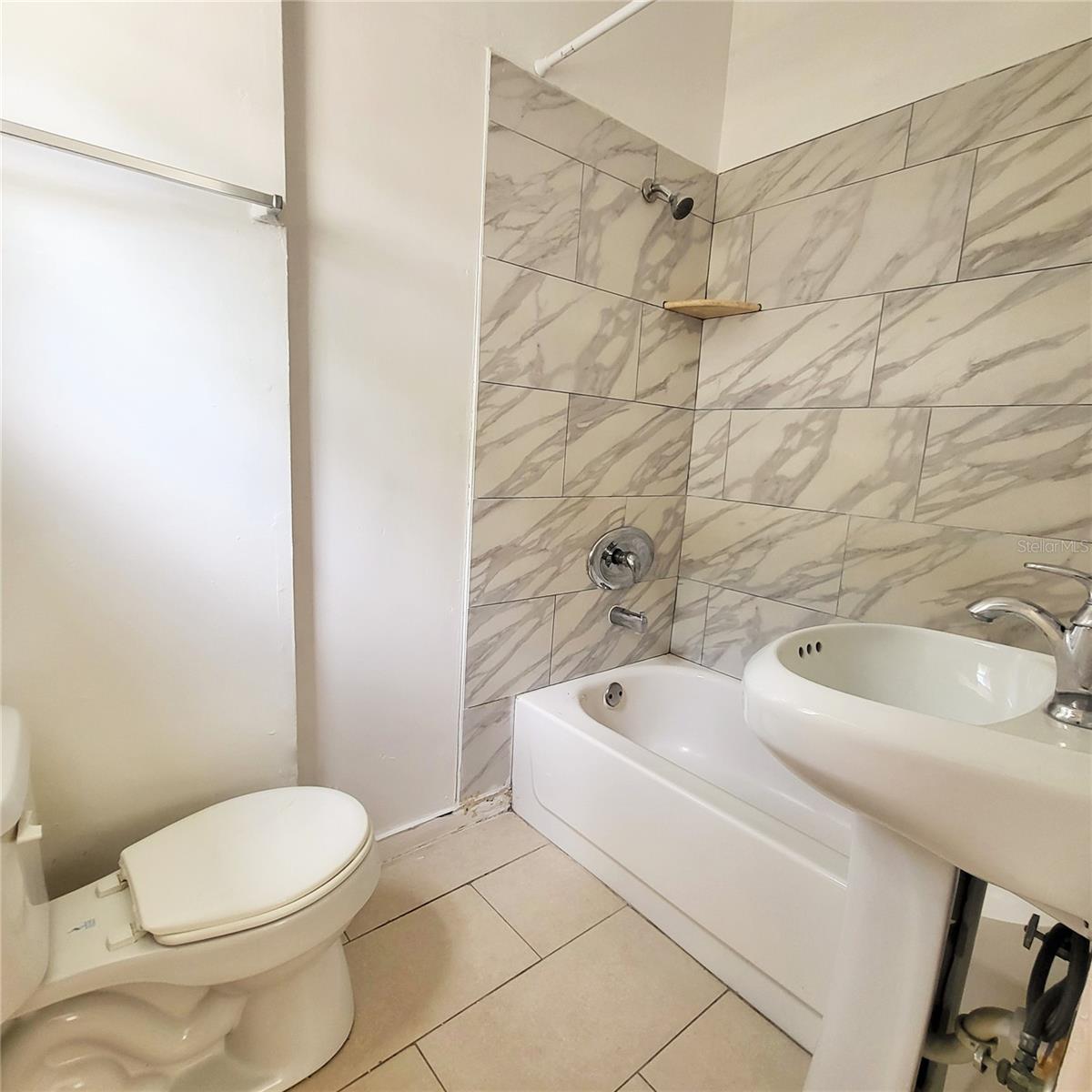 305 WOODROW AVE, LARGO, FL, 33770