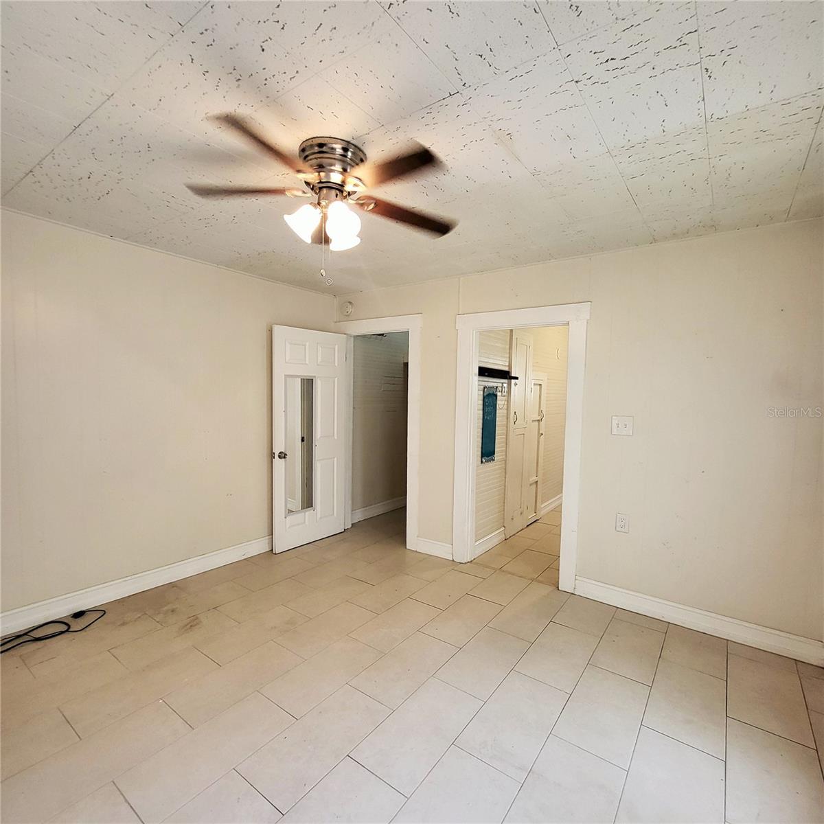 305 WOODROW AVE, LARGO, FL, 33770