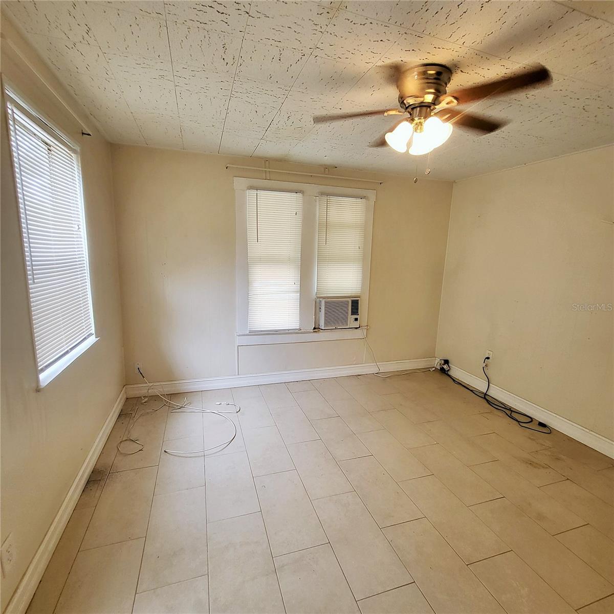 305 WOODROW AVE, LARGO, FL, 33770