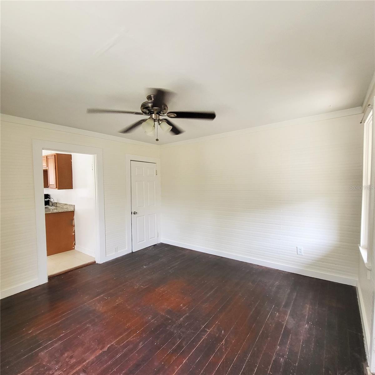 305 WOODROW AVE, LARGO, FL, 33770