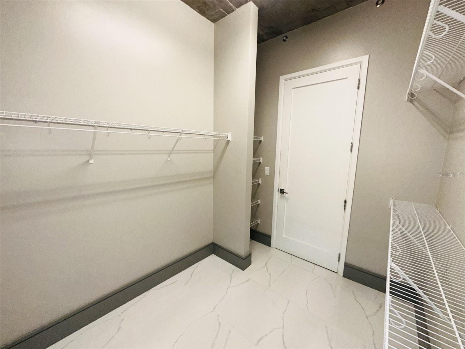 150 E ROBINSON ST #1612, ORLANDO, FL, 32801