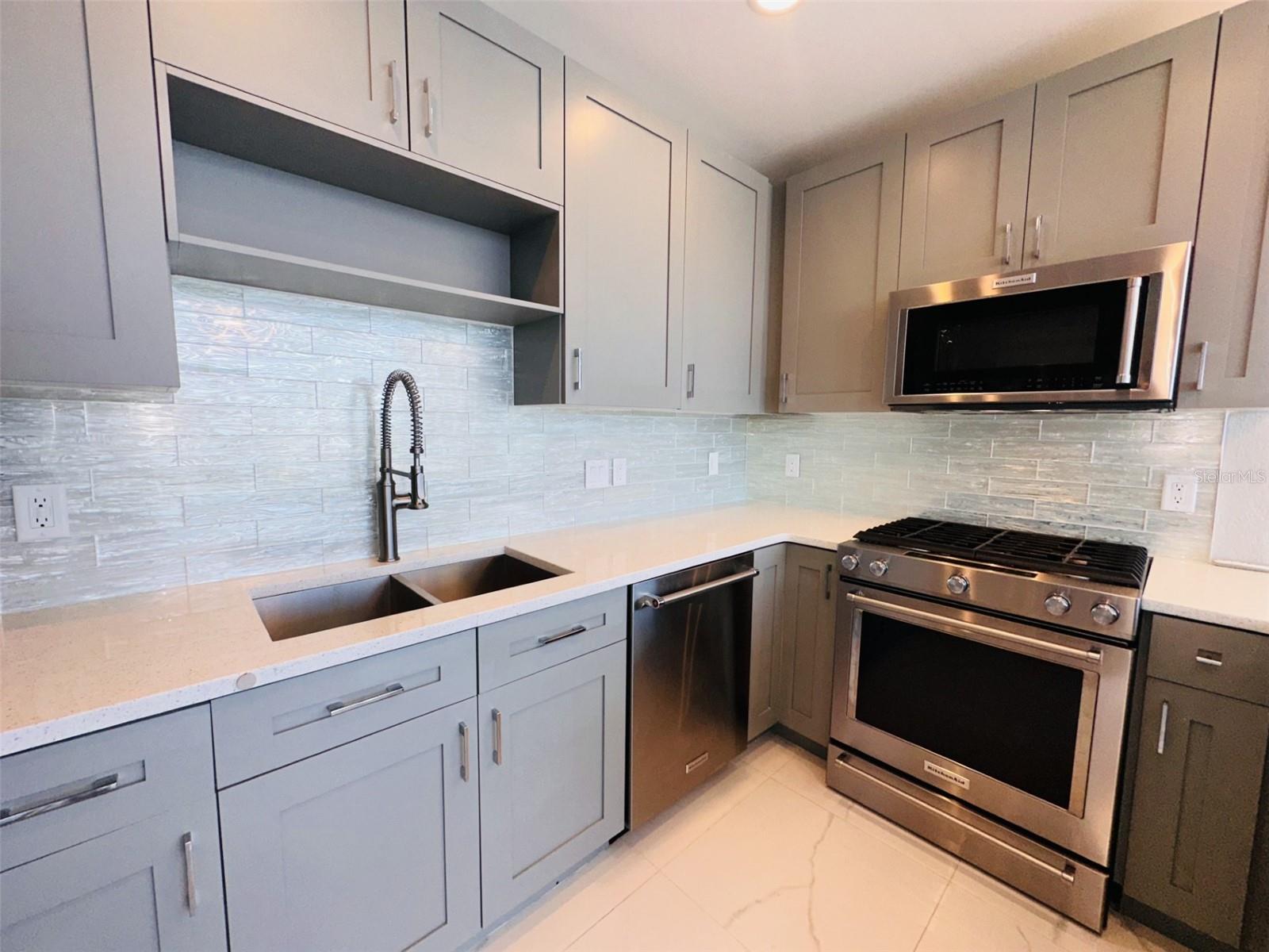 150 E ROBINSON ST #1612, ORLANDO, FL, 32801