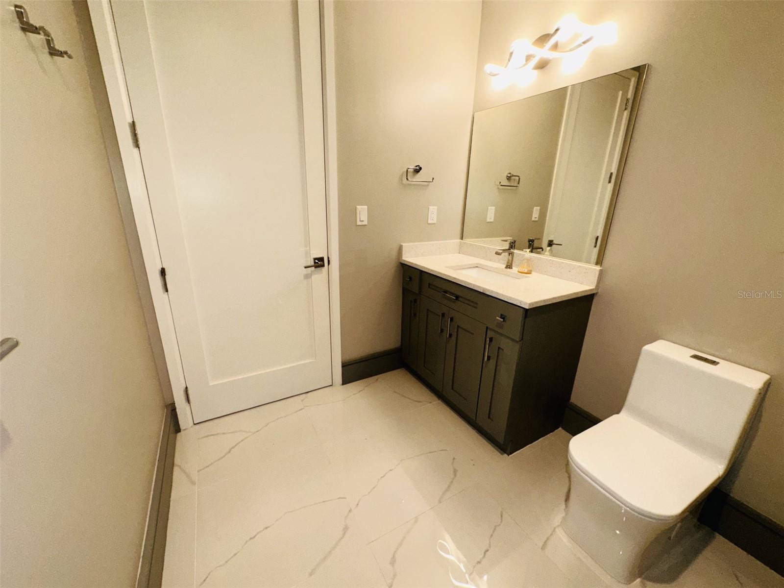 150 E ROBINSON ST #1612, ORLANDO, FL, 32801
