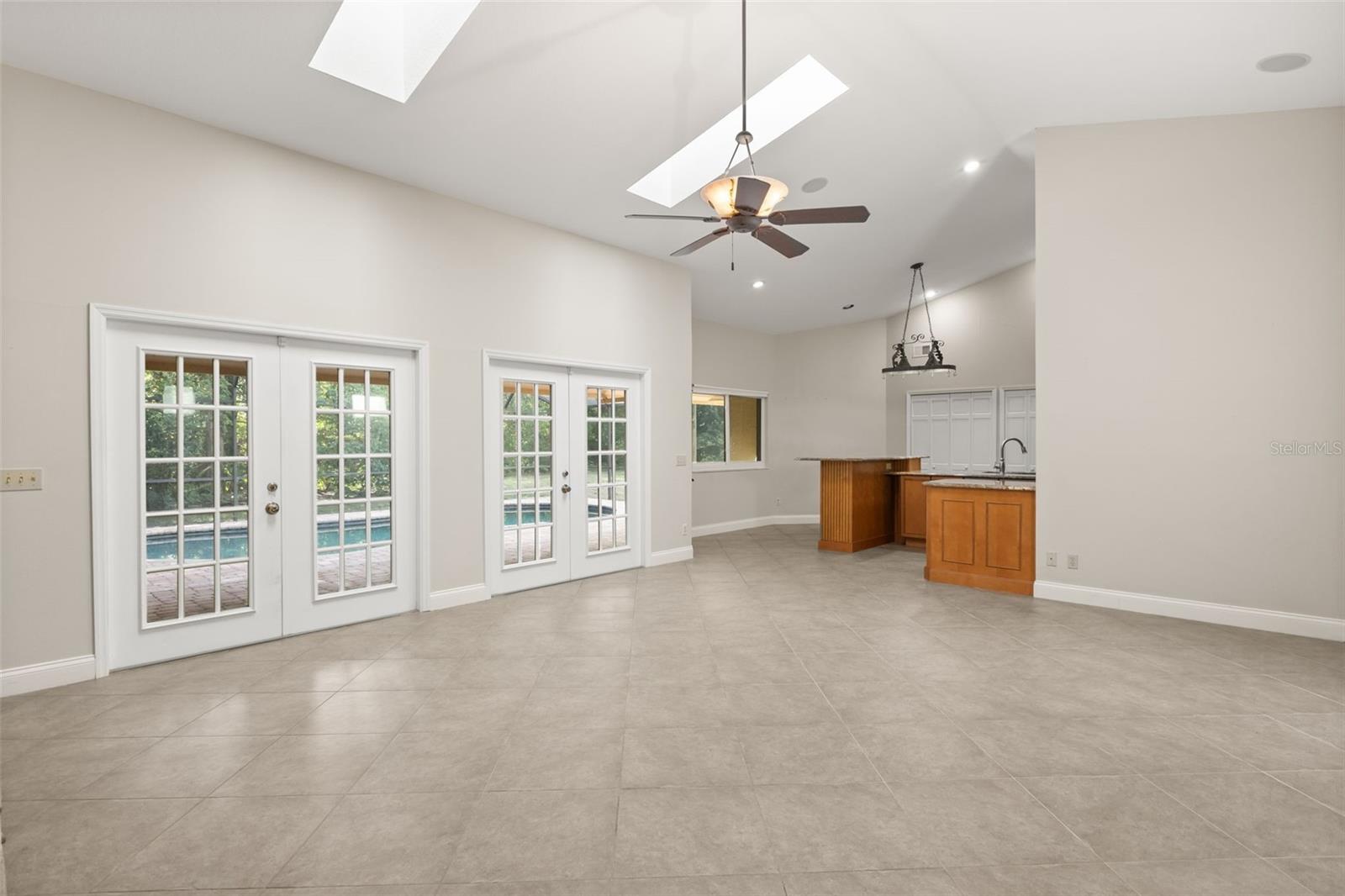 5321 FOXSHIRE CT, ORLANDO, FL, 32819