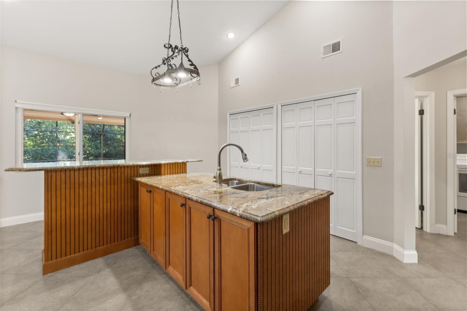 5321 FOXSHIRE CT, ORLANDO, FL, 32819