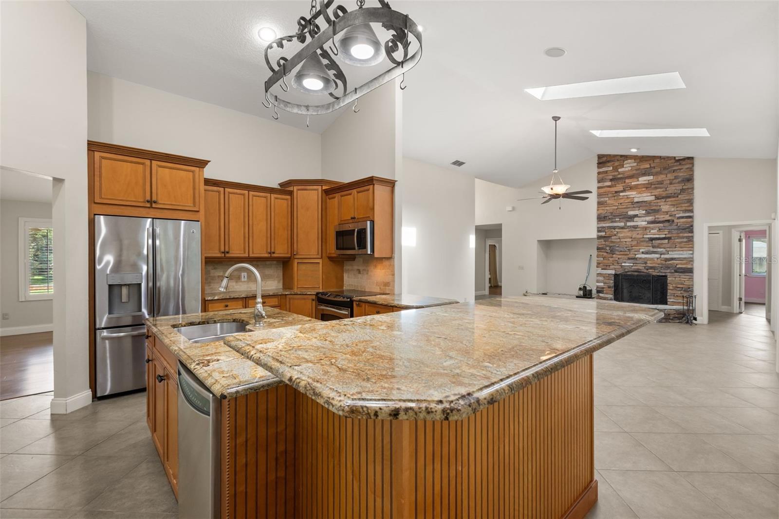 5321 FOXSHIRE CT, ORLANDO, FL, 32819