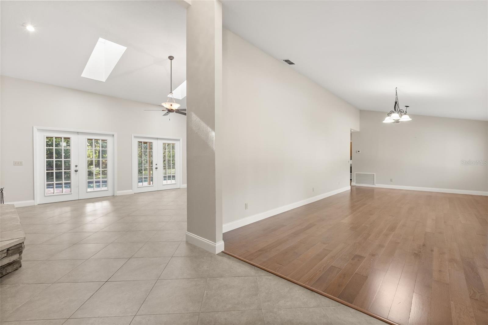 5321 FOXSHIRE CT, ORLANDO, FL, 32819