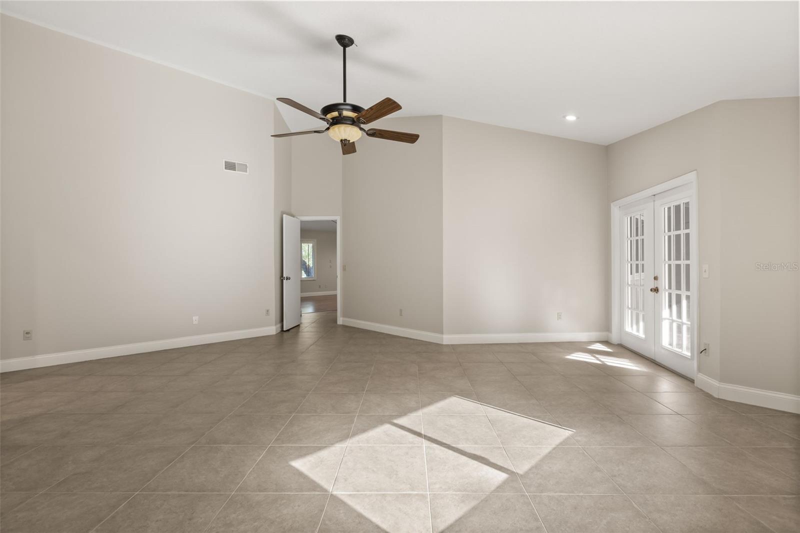 5321 FOXSHIRE CT, ORLANDO, FL, 32819