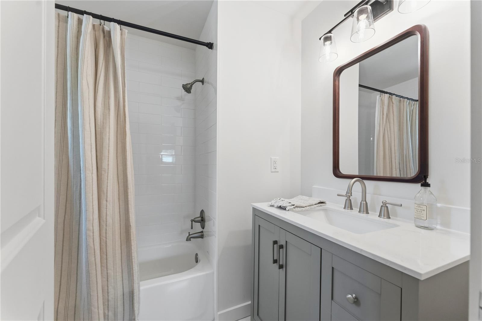 16217 LAKE JOHNS CIR, WINTER GARDEN, FL, 34787