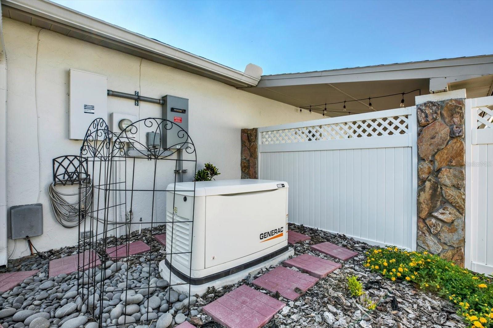 6625 BAYBROOKS CIR, TAMPA, FL, 33617