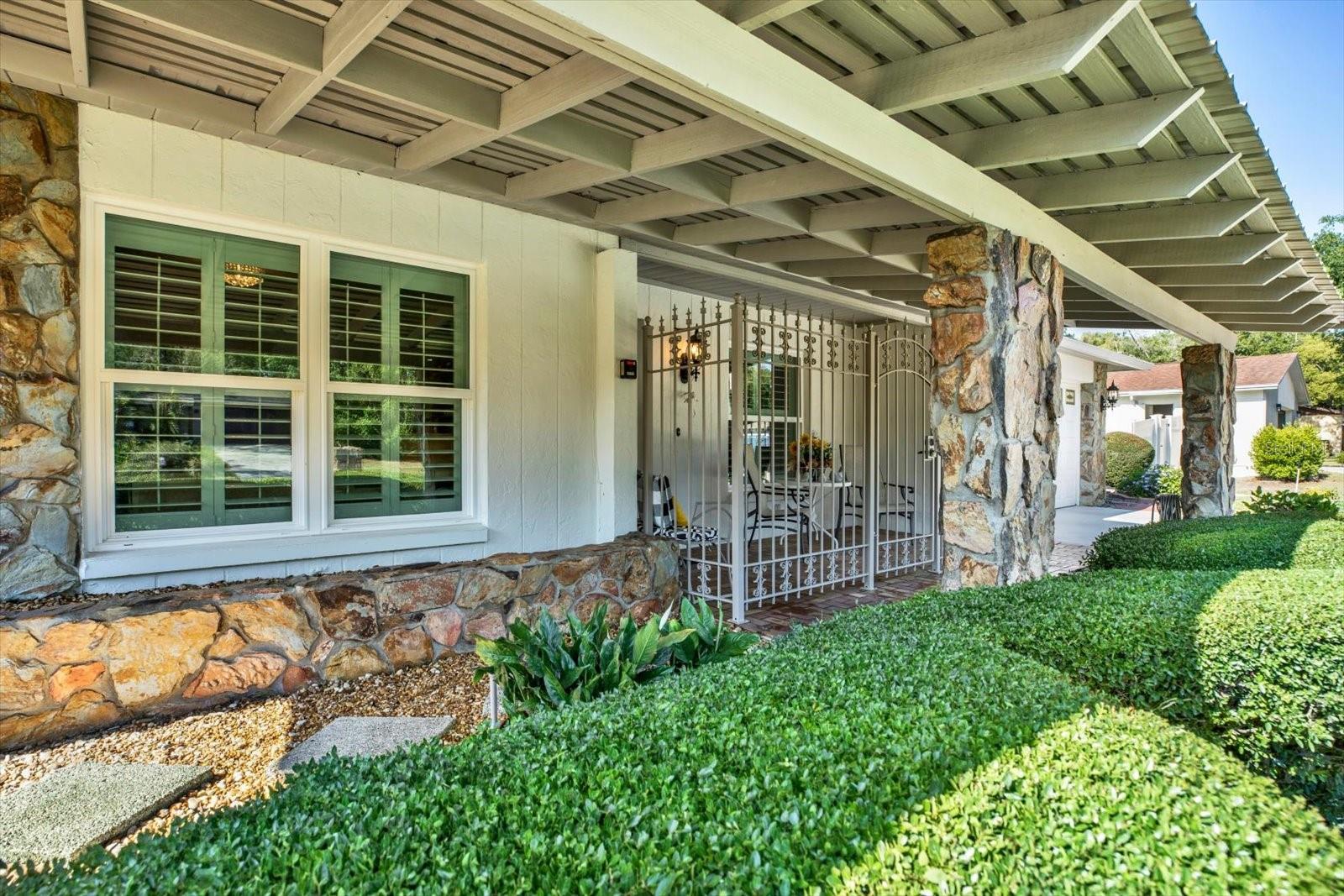 6625 BAYBROOKS CIR, TAMPA, FL, 33617