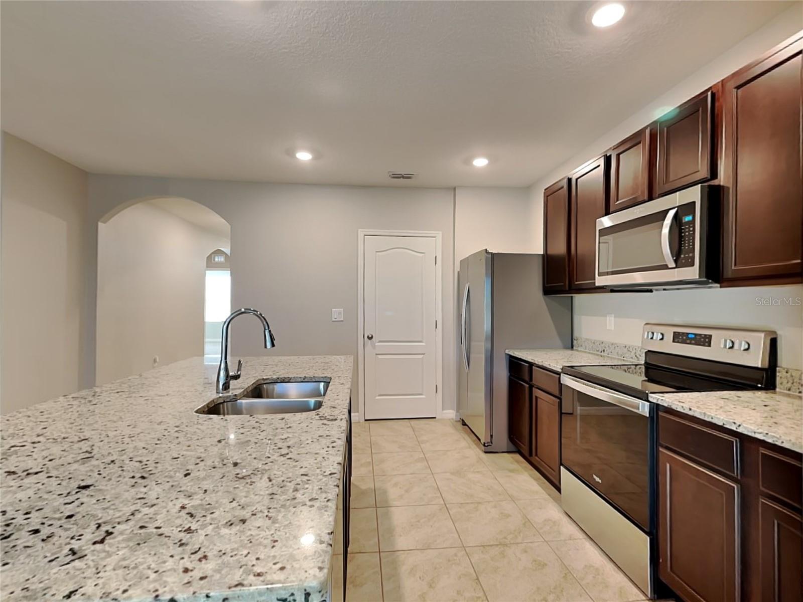 RIVERSTONE PH 2, LAKELAND, FL, 33811