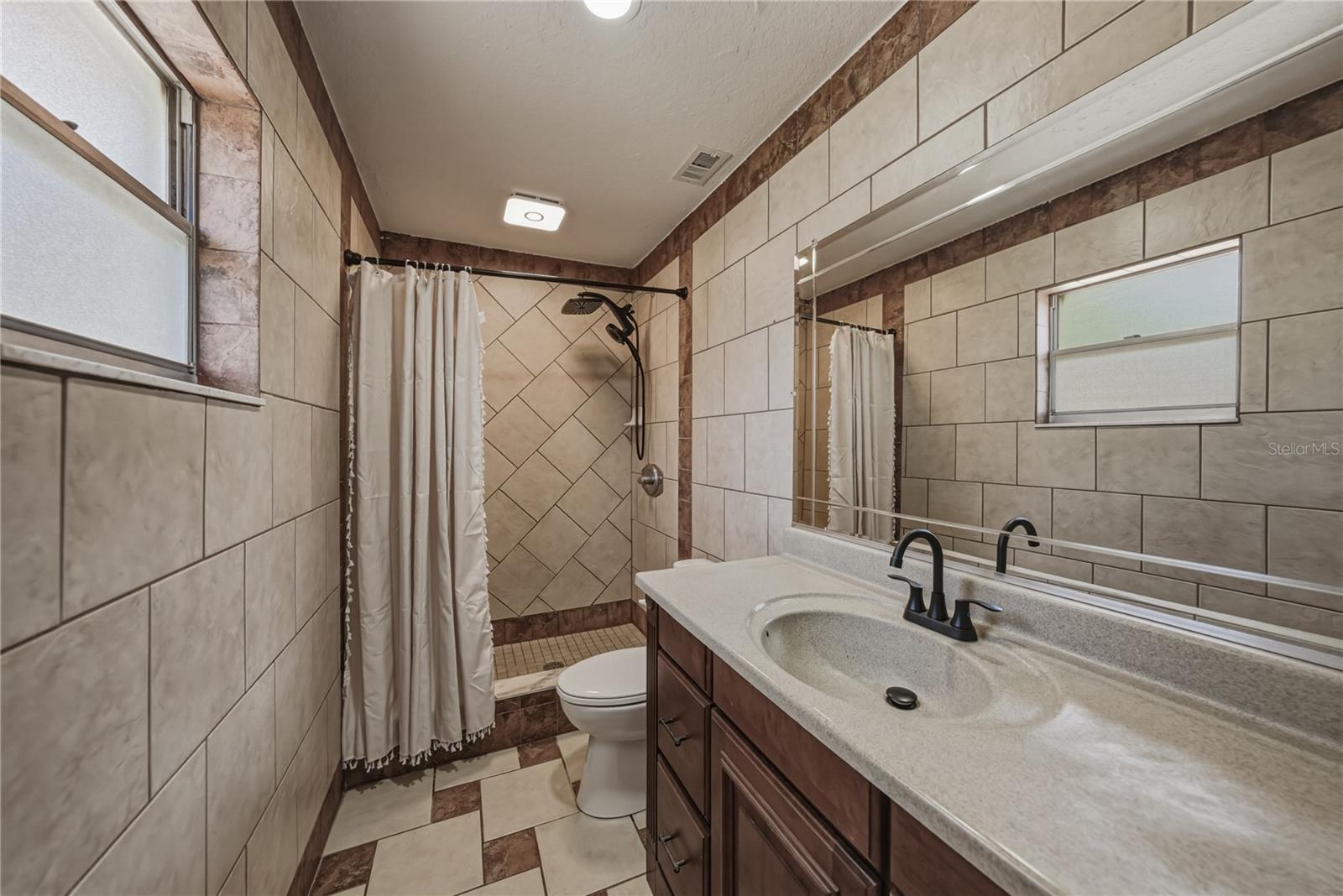 37634 HIDDEN PARK CT, DADE CITY, FL, 33525