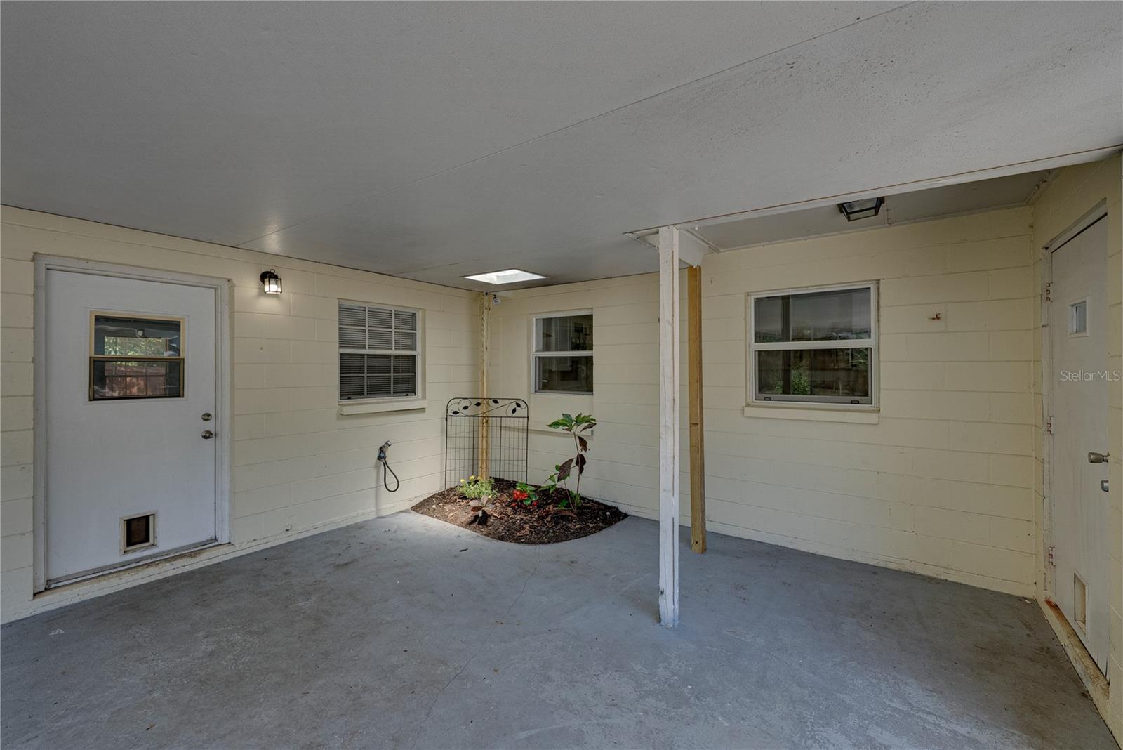 37634 HIDDEN PARK CT, DADE CITY, FL, 33525
