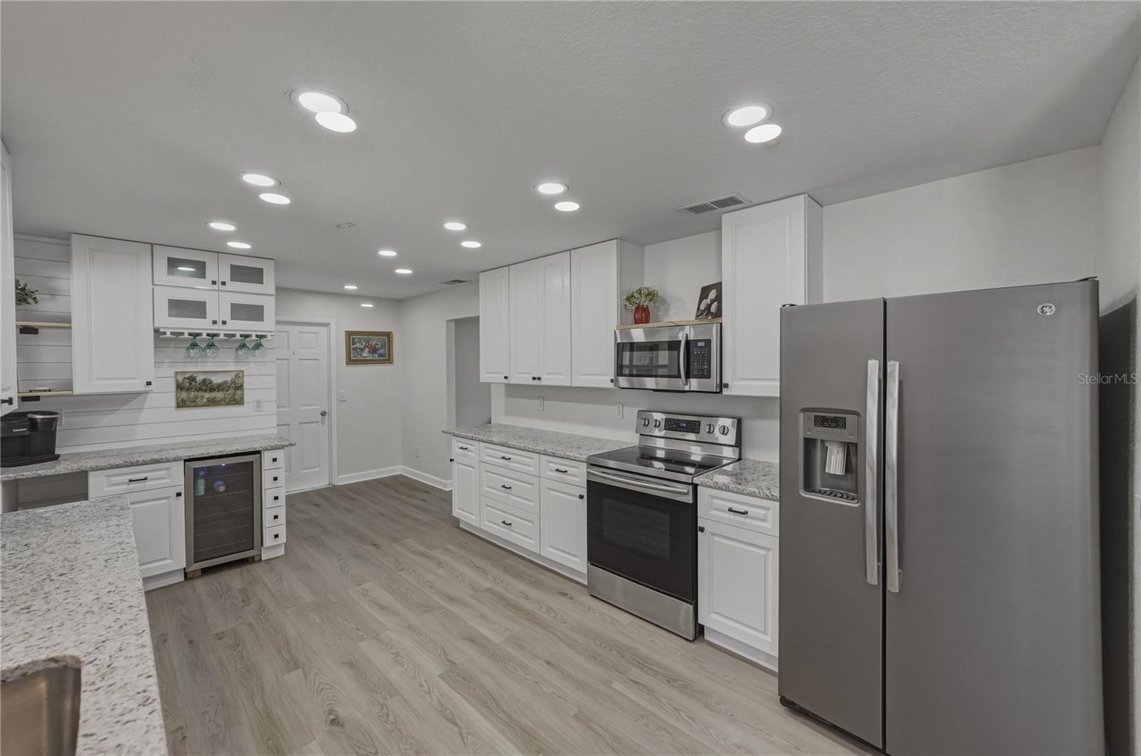37634 HIDDEN PARK CT, DADE CITY, FL, 33525