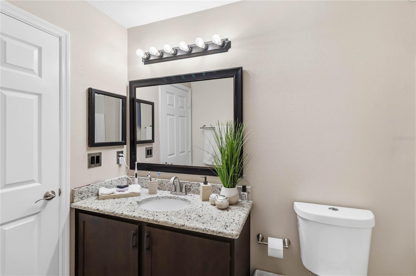 1120 N FAIRWAY DR, APOPKA, FL, 32712