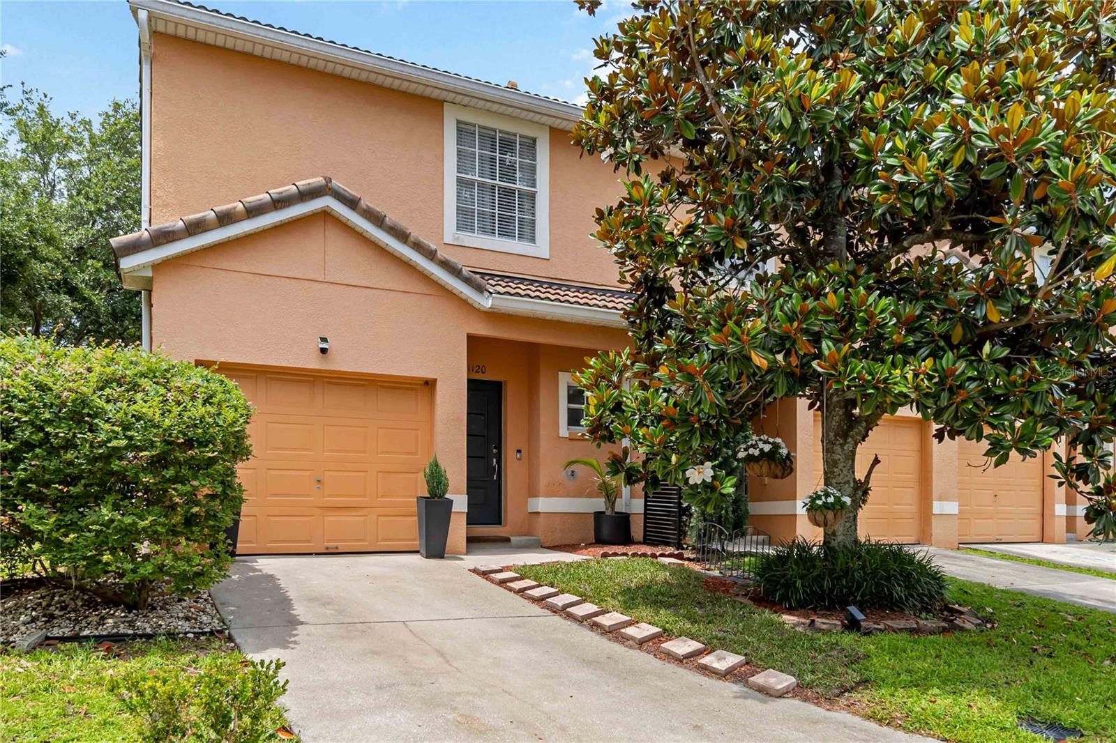 1120 N FAIRWAY DR, APOPKA, FL, 32712