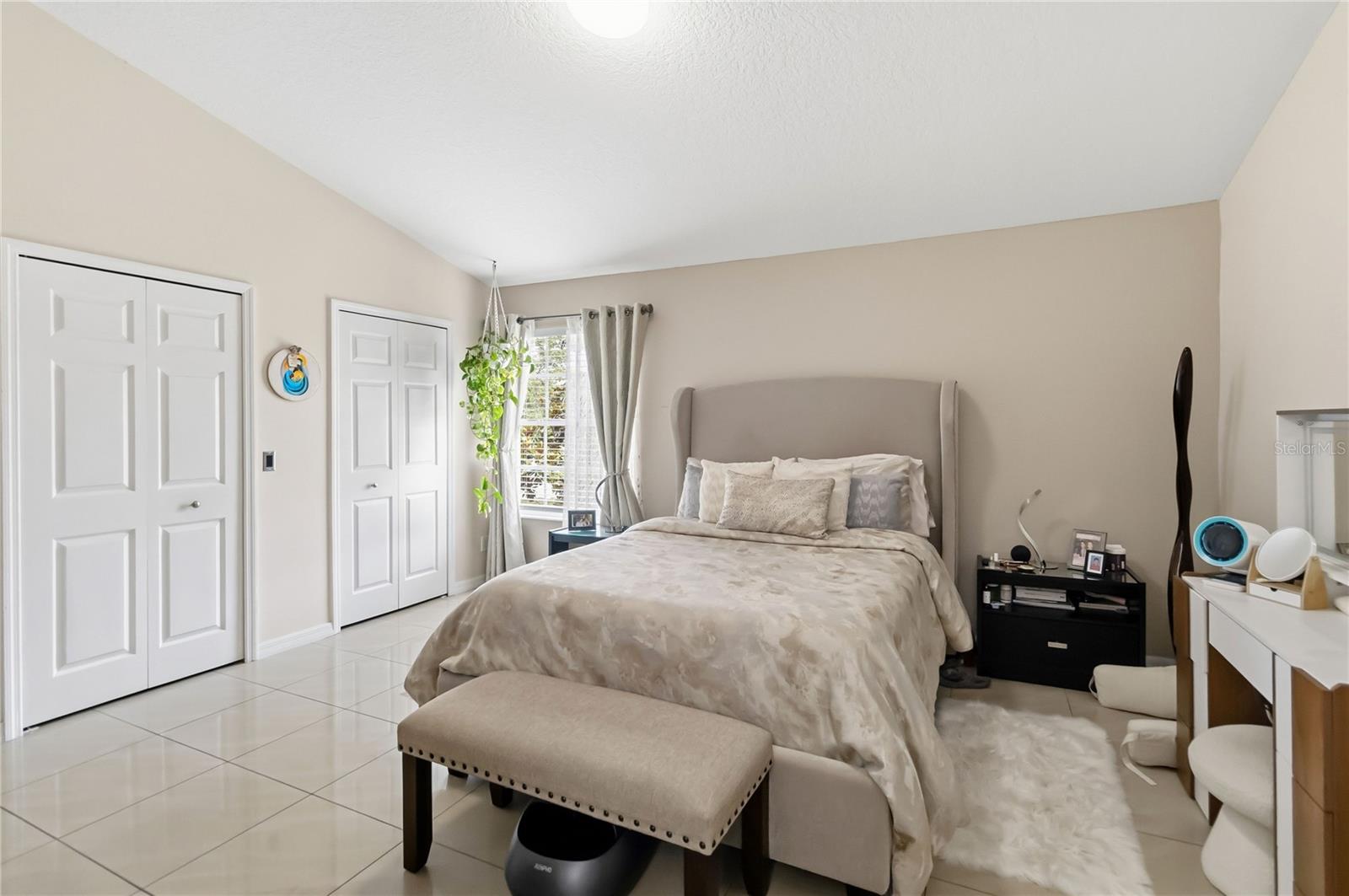 1120 N FAIRWAY DR, APOPKA, FL, 32712