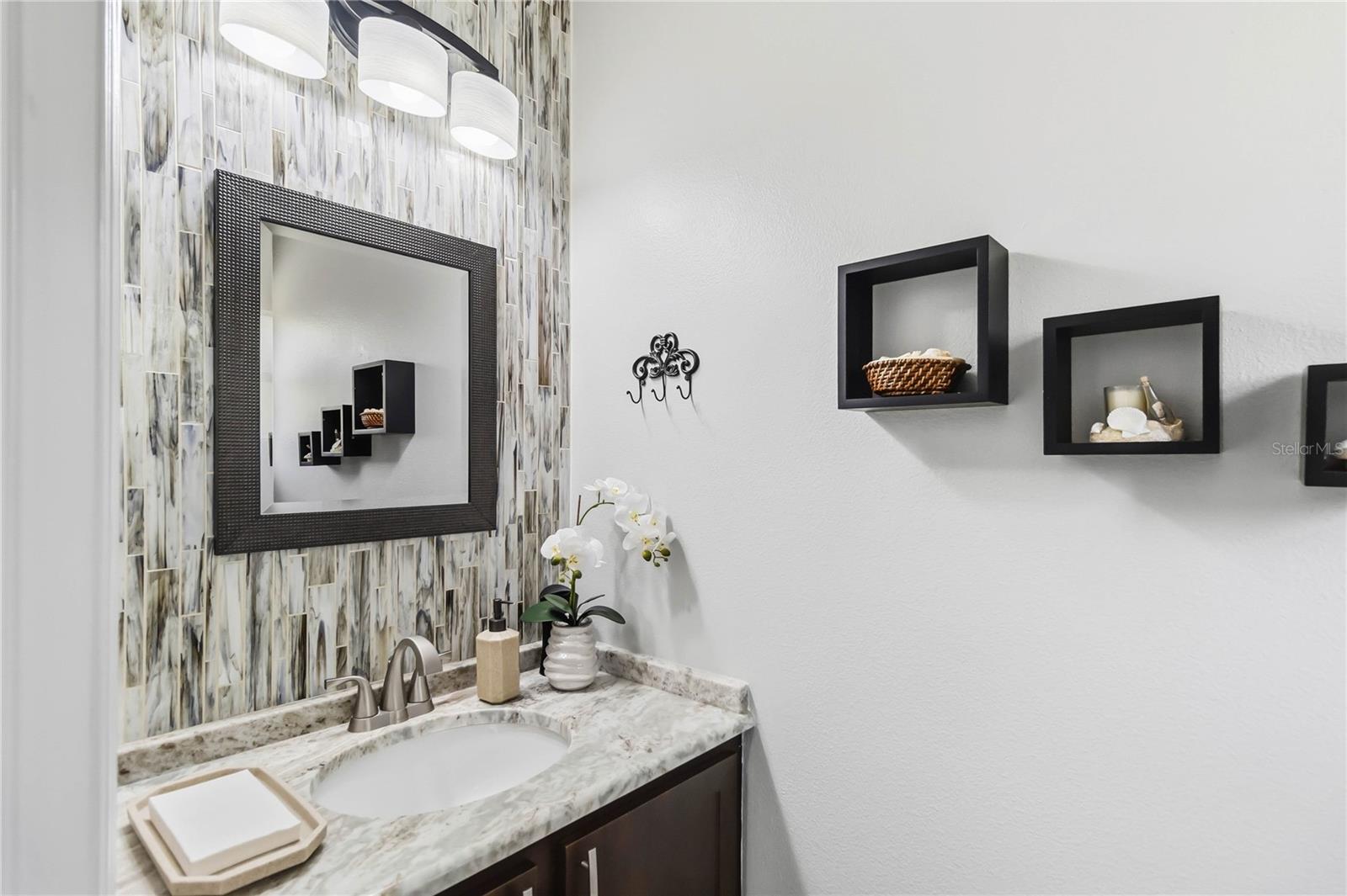 1120 N FAIRWAY DR, APOPKA, FL, 32712