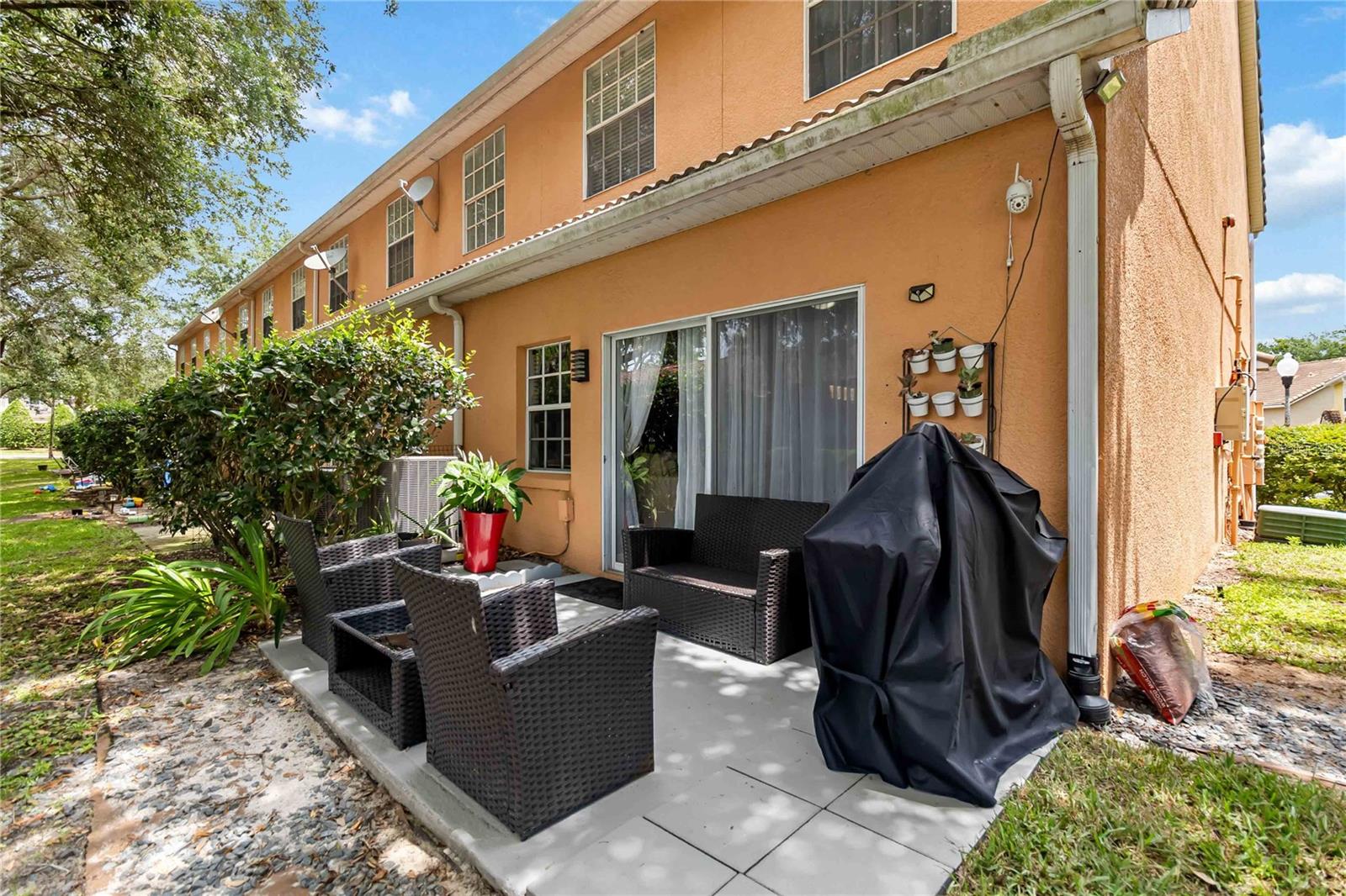 1120 N FAIRWAY DR, APOPKA, FL, 32712