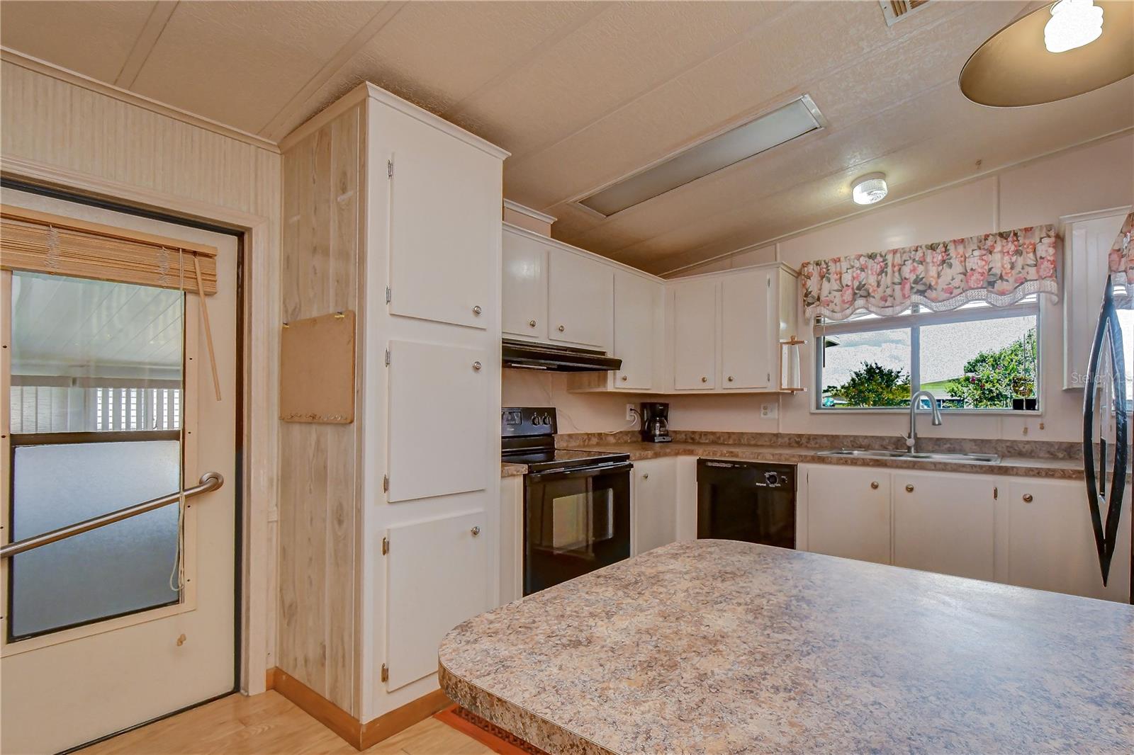 35123 COLONY HILLS DR, ZEPHYRHILLS, FL, 33541