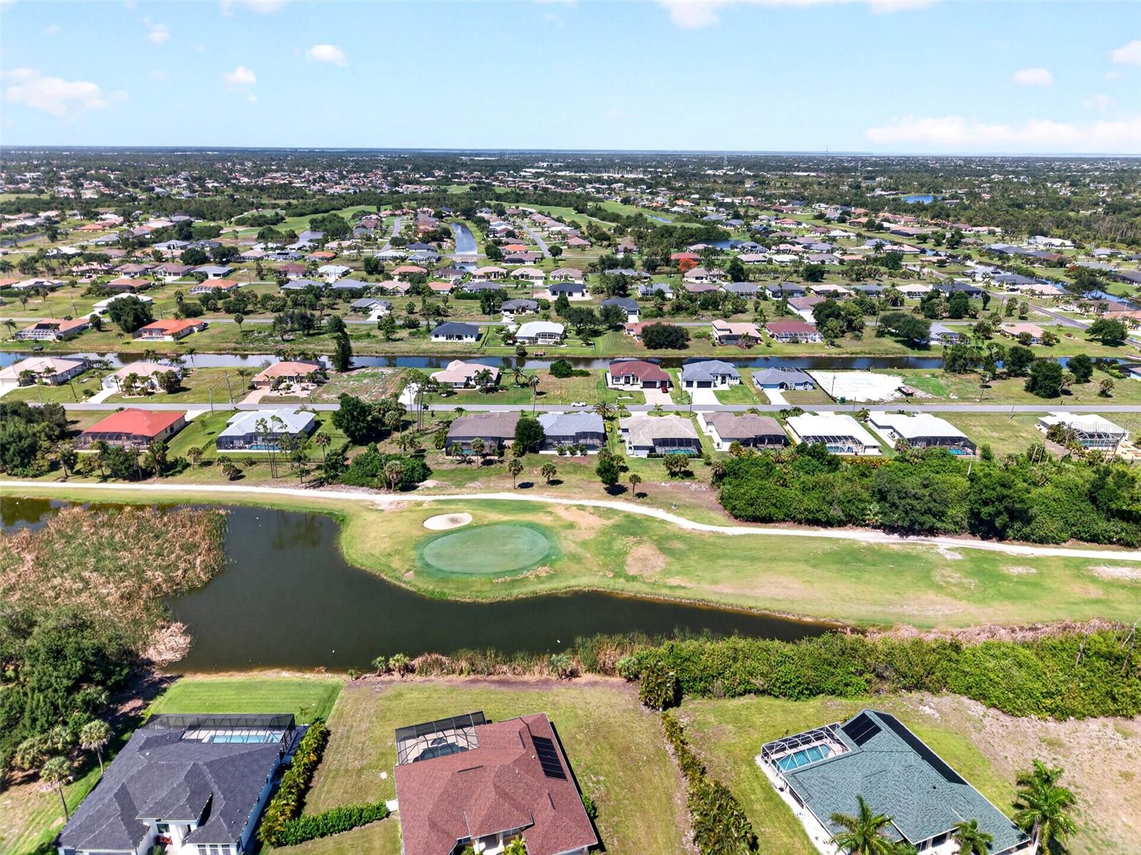 16 TOURNAMENT RD, ROTONDA WEST, FL, 33947