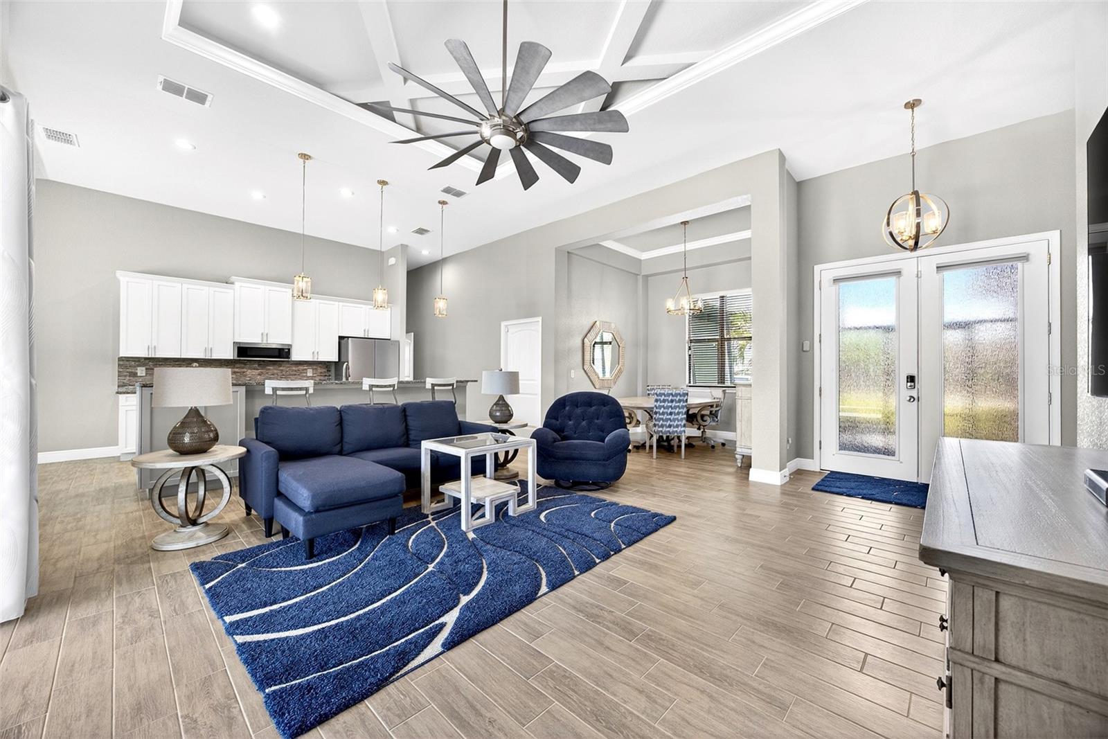 16 TOURNAMENT RD, ROTONDA WEST, FL, 33947