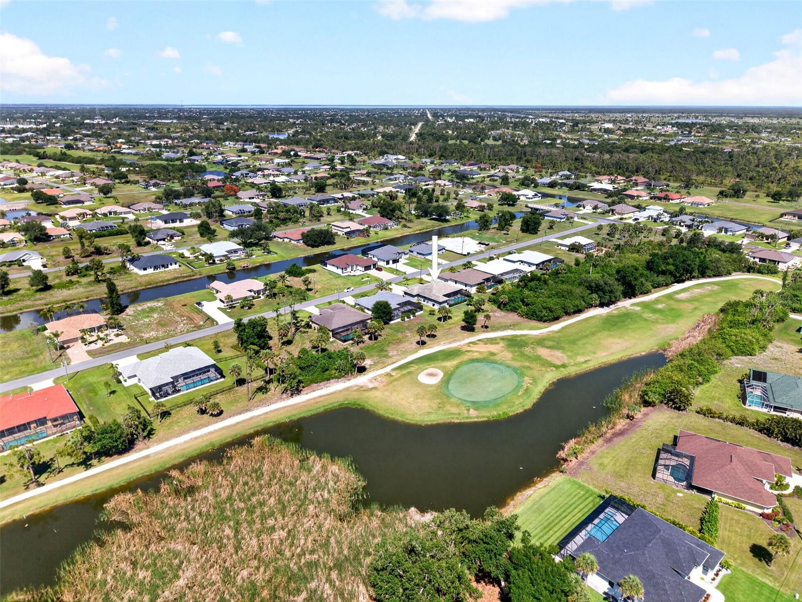 16 TOURNAMENT RD, ROTONDA WEST, FL, 33947