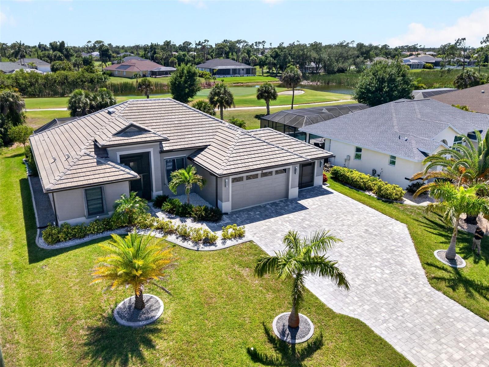 16 TOURNAMENT RD, ROTONDA WEST, FL, 33947