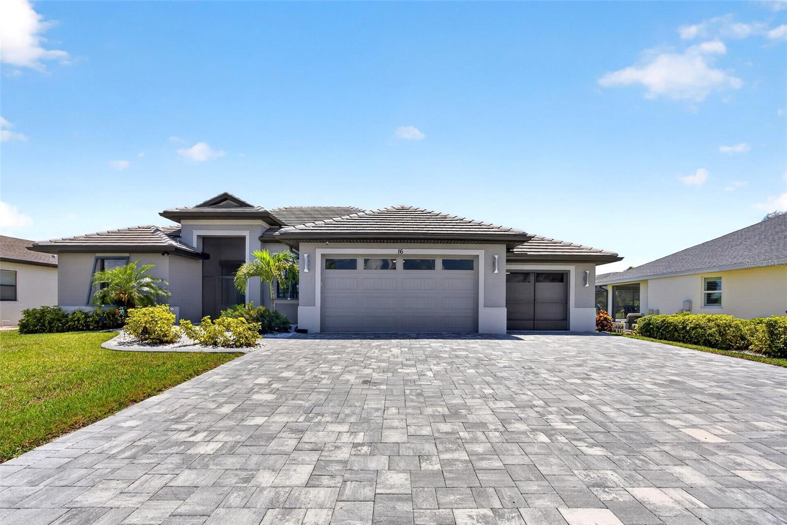 16 TOURNAMENT RD, ROTONDA WEST, FL, 33947