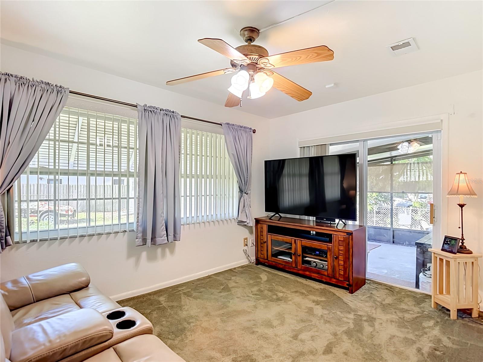 709 E MORGAN ST, BRANDON, FL, 33510