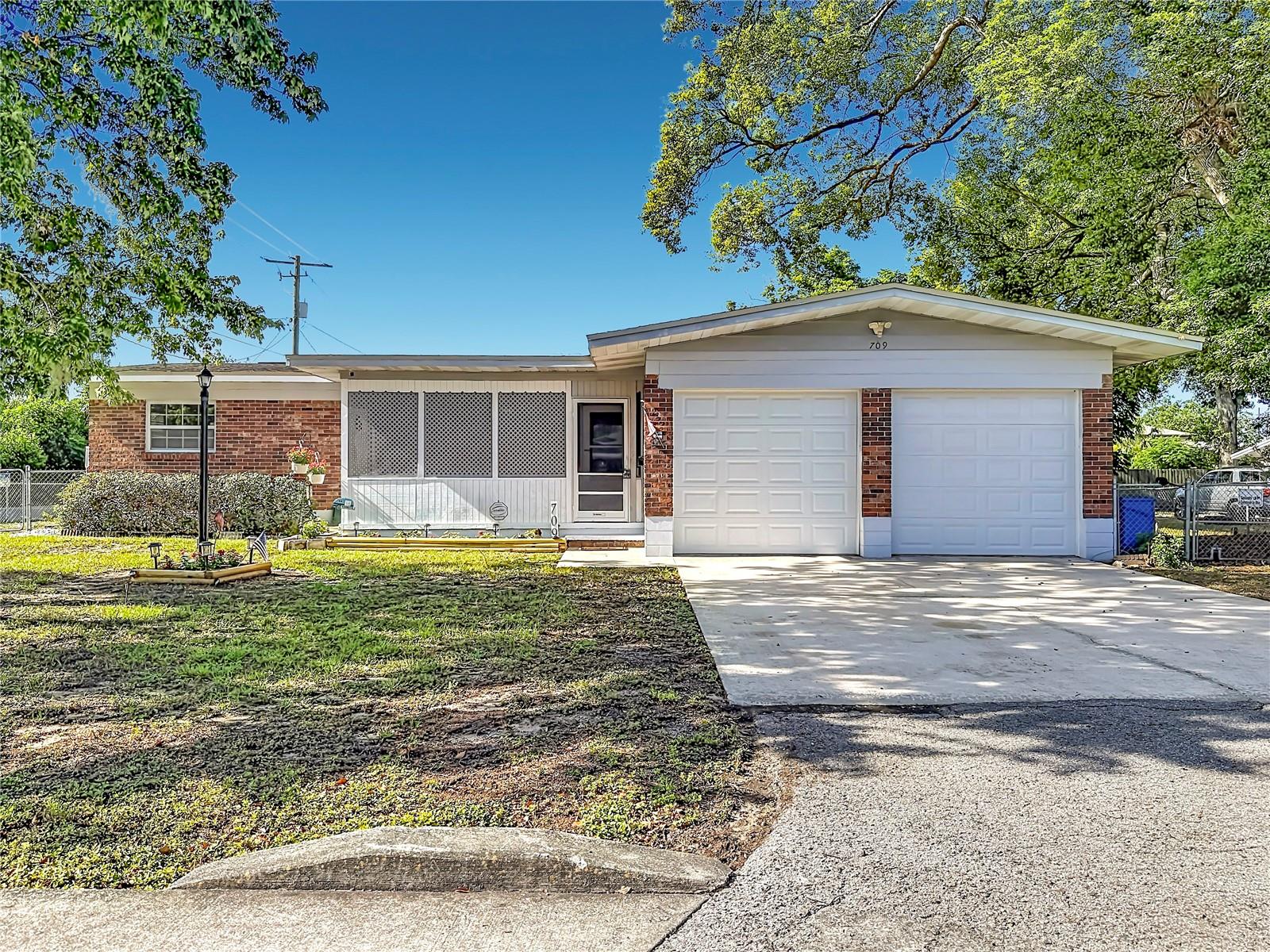 709 E MORGAN ST, BRANDON, FL, 33510