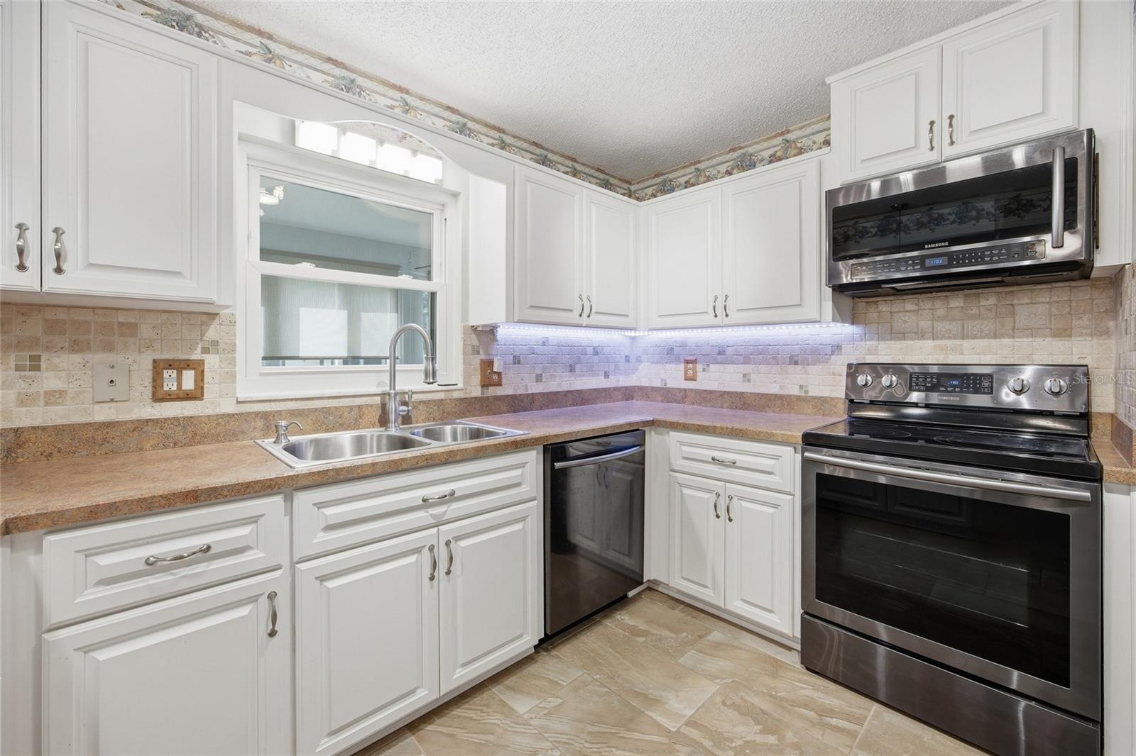8350 SW 93RD LN #D, OCALA, FL, 34481