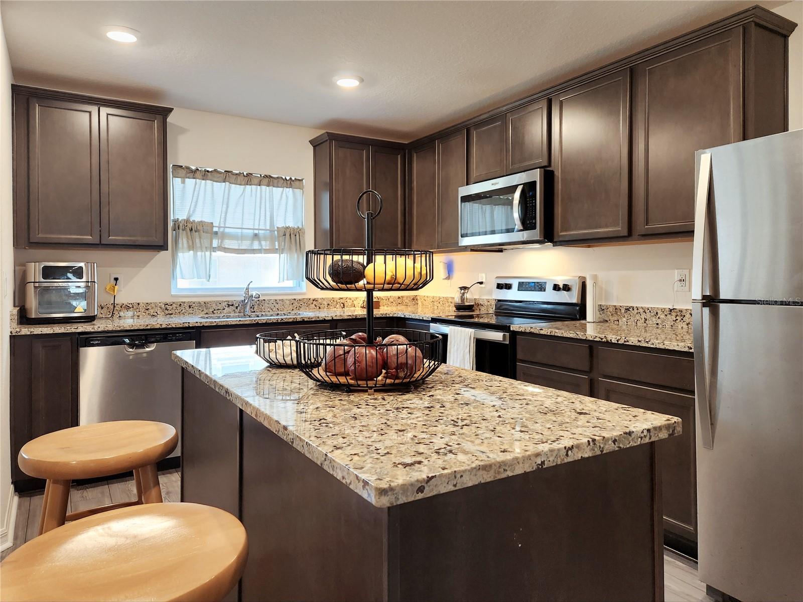 1679 WYNFORD CIR, TAVARES, FL, 32778